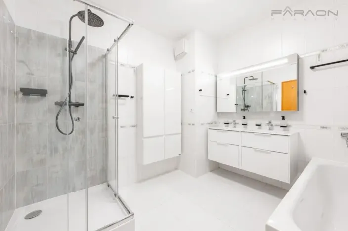 Pronájem kanceláře, Praha - Nusle, Mojmírova, 140 m2