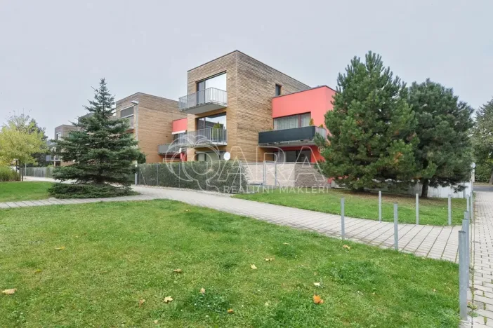 Pronájem bytu 3+kk, Praha - Horní Počernice, Štverákova, 90 m2