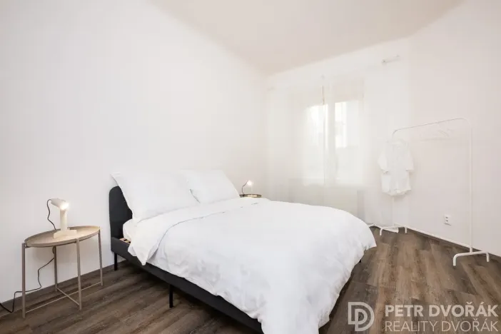 Prodej bytu 3+kk, Praha - Karlín, U invalidovny, 71 m2