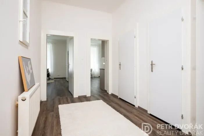 Prodej bytu 3+kk, Praha - Karlín, U invalidovny, 71 m2