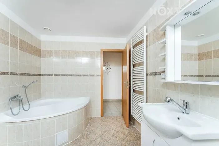 Prodej bytu 3+kk, Vrchlabí, Krkonošská, 93 m2