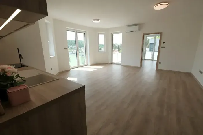 Pronájem bytu 4+kk, Luhačovice, Výsluní, 100 m2