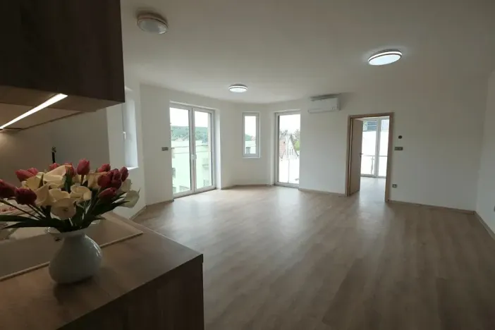 Pronájem bytu 2+kk, Luhačovice, Výsluní, 56 m2