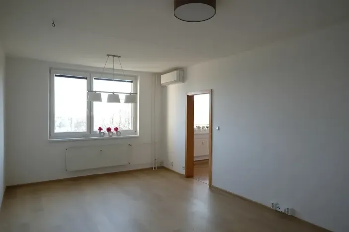 Pronájem bytu 2+1, Uherský Brod, Luhanova, 63 m2