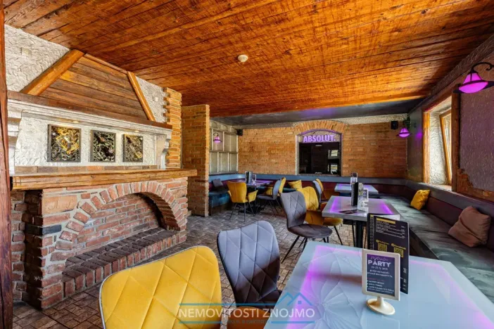 Prodej obchodního prostoru, Znojmo, Sokolská, 547 m2