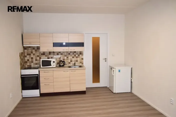 Pronájem bytu 1+kk, Písek - Budějovické Předměstí, třída Přátelství, 26 m2