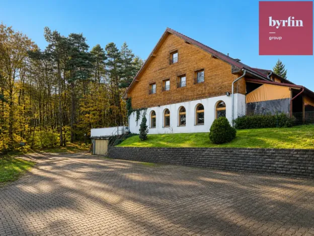 Prodej ubytování, Krnov - Pod Cvilínem, V Zálesí, 820 m2