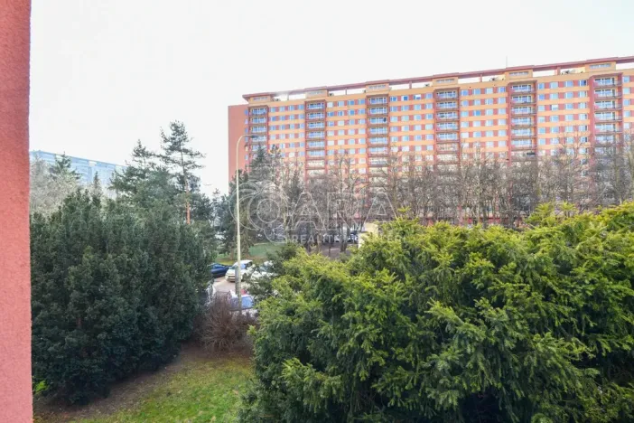 Prodej bytu 2+kk, Praha - Kobylisy, Famfulíkova, 43 m2