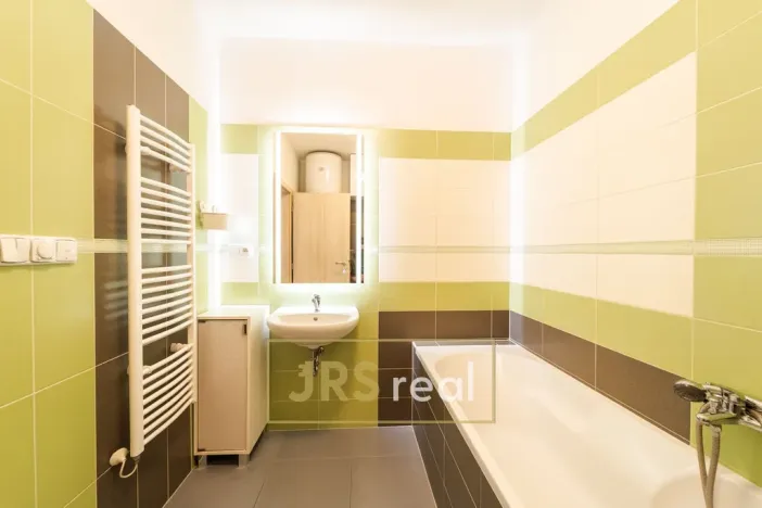 Prodej bytu 3+kk, Hustopeče, Gen. Peřiny, 63 m2