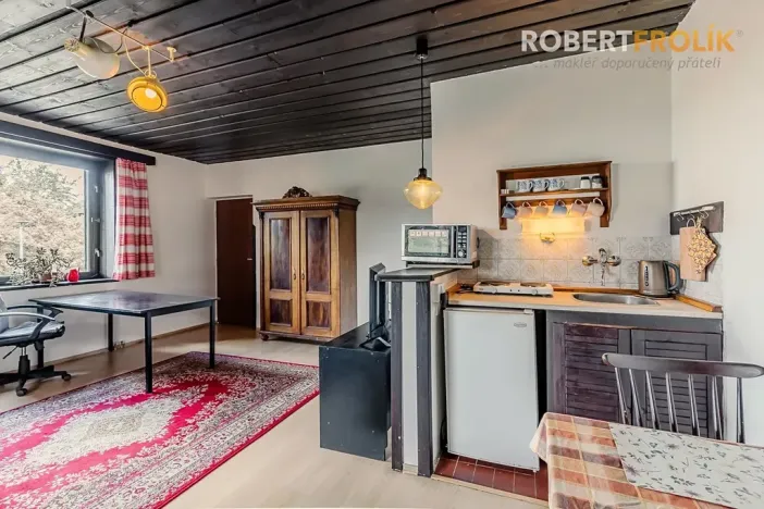 Pronájem bytu 1+kk, Praha - Nebušice, Na závěji, 30 m2