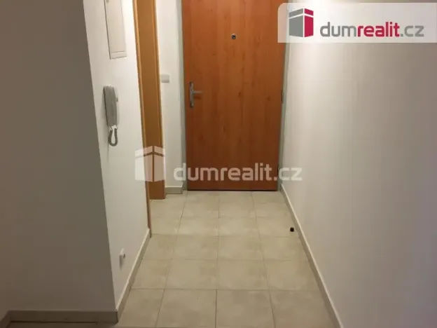 Pronájem bytu 1+kk, Praha - Stodůlky, Přeučilova, 43 m2