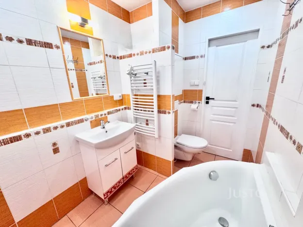Pronájem bytu 2+1, Ústí nad Labem - Střekov, Novoveská, 60 m2