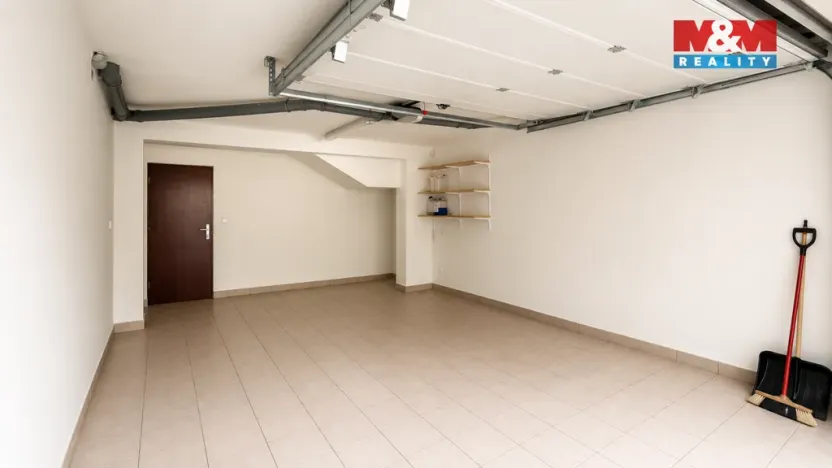 Pronájem garáže, Mariánské Lázně, Křižíkova, 28 m2