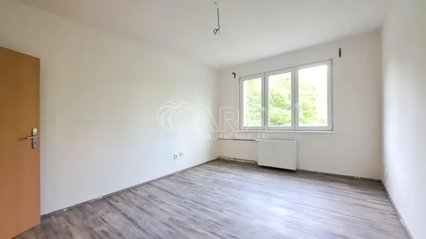 Pronájem bytu 2+1, Praha - Břevnov, Šantrochova, 54 m2