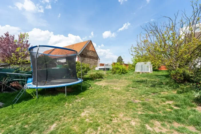 Prodej činžovního domu, Velešín, náměstí J. V. Kamarýta, 342 m2