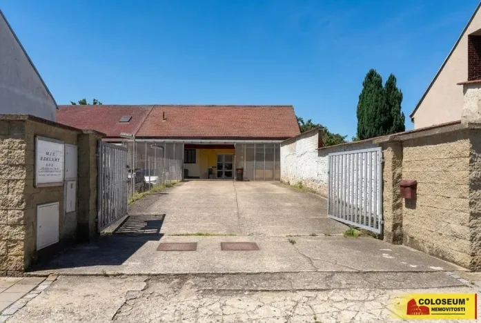 Pronájem výrobních prostor, Brno - Dolní Heršpice, 340 m2