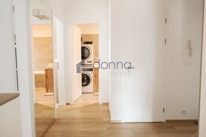 Pronájem bytu 3+kk, Praha, Hrašeho, 86 m2