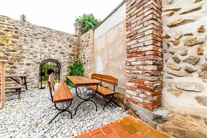 Pronájem obchodního prostoru, Jihlava, Čajkovského, 90 m2