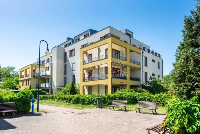 Pronájem bytu 4+kk, Praha - Hloubětín, K náhonu, 119 m2