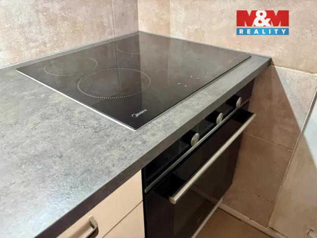 Prodej bytu 1+kk, Orlová, Na Výsluní, 33 m2