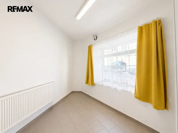 Pronájem ordinace, Kladno, Váňova, 47 m2
