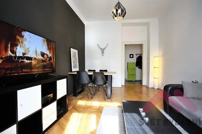 Pronájem bytu 2+kk, Praha - Vinohrady, Radhošťská, 45 m2