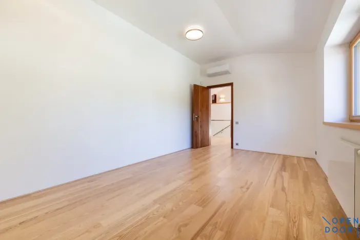 Pronájem rodinného domu, Roztoky, Nad vinicemi, 393 m2