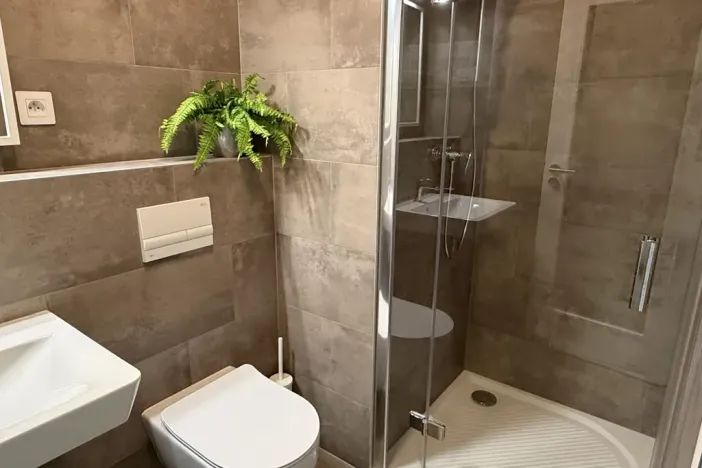 Pronájem bytu 1+kk, Praha - Černý Most, Arnošta Valenty, 38 m2
