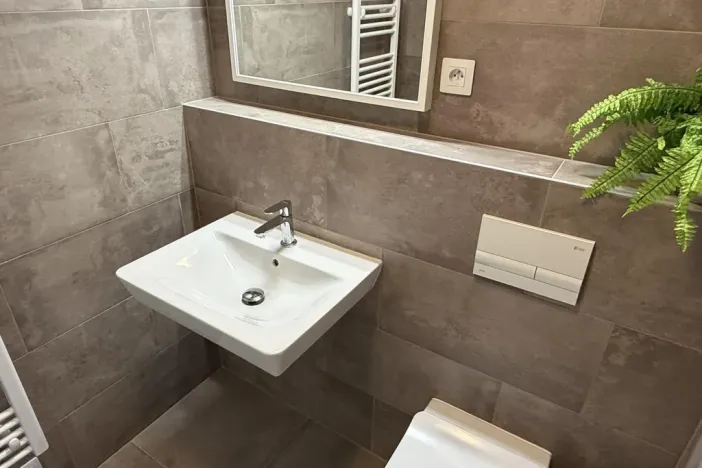 Pronájem bytu 1+kk, Praha - Černý Most, Arnošta Valenty, 38 m2