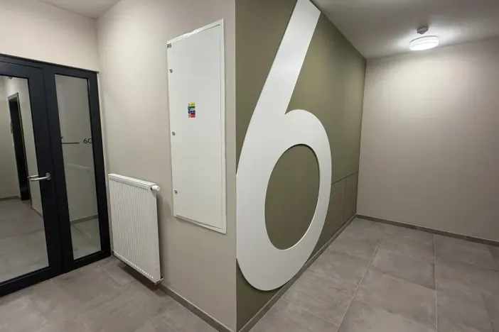 Pronájem bytu 1+kk, Praha - Černý Most, Arnošta Valenty, 38 m2