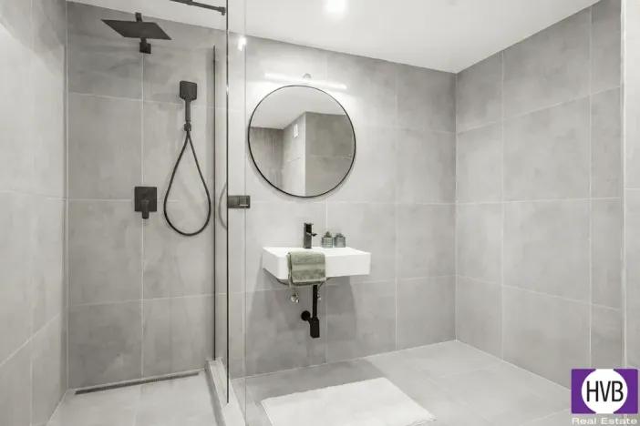Prodej bytu 3+kk, Praha, Oblouková, 63 m2