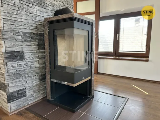 Pronájem rodinného domu, Vícenice u Náměště nad Oslavou, 230 m2