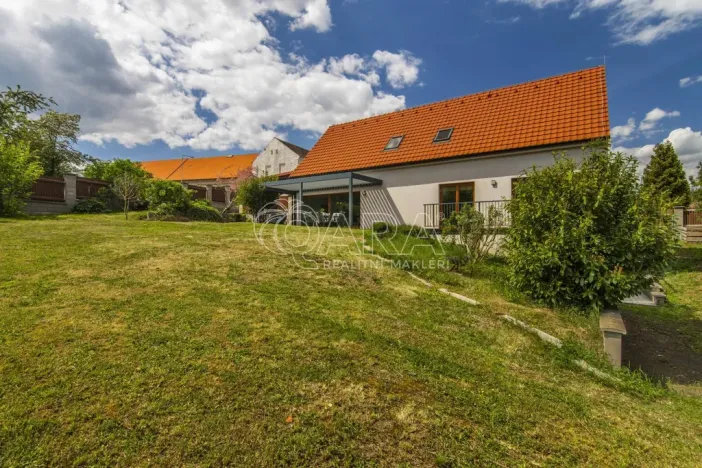 Prodej rodinného domu, Kosoř, 241 m2