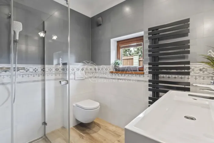 Prodej rodinného domu, Kosoř, 241 m2