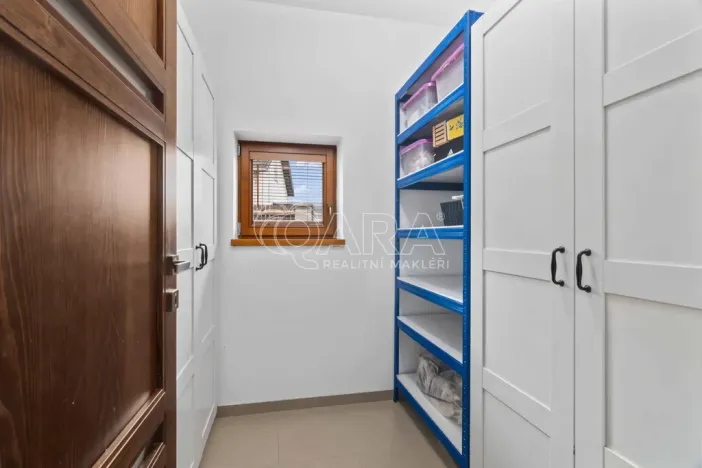 Prodej rodinného domu, Kosoř, 241 m2