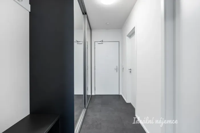 Pronájem bytu 2+kk, Praha, Poděbradská, 53 m2
