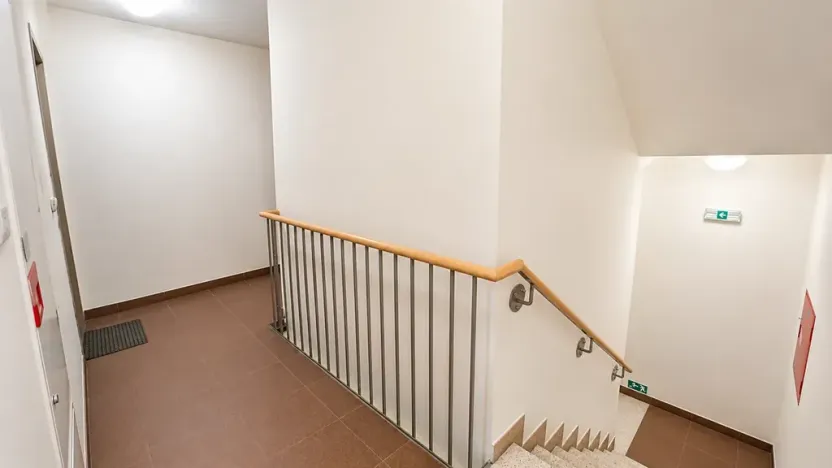 Pronájem bytu 3+kk, Praha - Podolí, Podolská, 81 m2