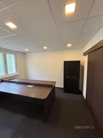 Pronájem kanceláře, Most, Obránců míru, 68 m2