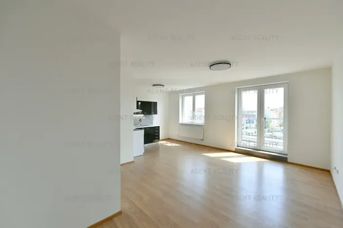 Pronájem bytu 1+kk, Praha - Holešovice, V závětří, 41 m2