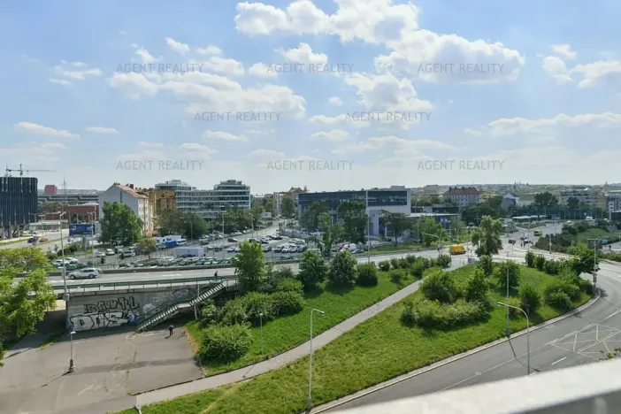 Pronájem bytu 1+kk, Praha - Holešovice, V závětří, 41 m2