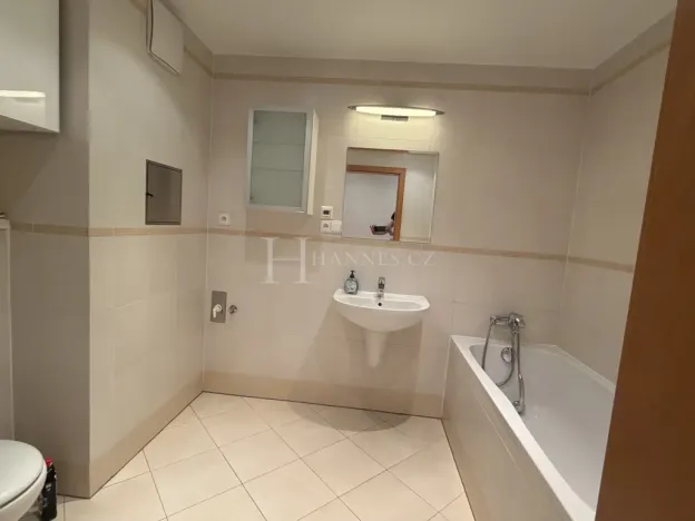 Pronájem bytu 2+kk, Praha - Letňany, Miroslava Hajna, 72 m2