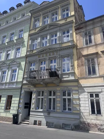 Prodej bytu 1+1, Karlovy Vary, Pod Jelením skokem, 48 m2