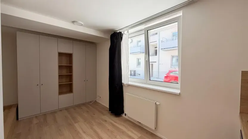 Pronájem bytu 1+kk, Praha - Strašnice, Strančická, 24 m2