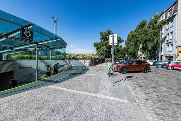 Prodej bytu 4+kk, Praha - Bubeneč, Čs. armády, 130 m2