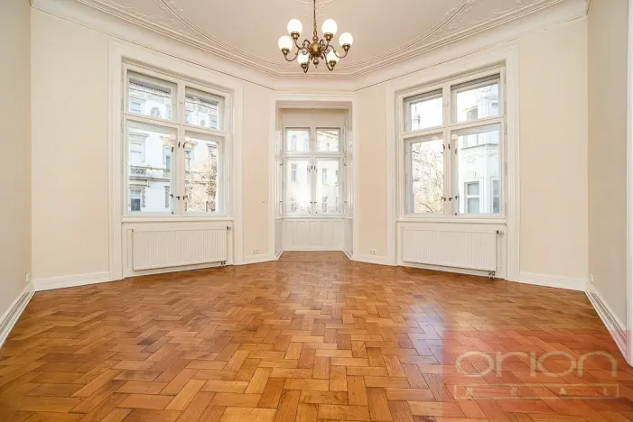 Pronájem bytu 4+1, Praha - Staré Město, Pařížská, 151 m2