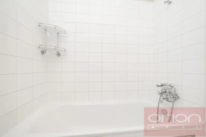 Pronájem bytu 4+1, Praha - Staré Město, Pařížská, 151 m2