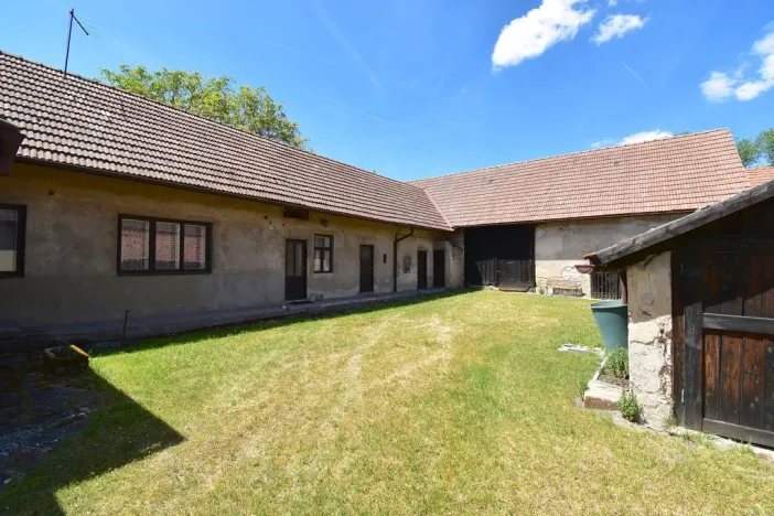 Prodej rodinného domu, Jíkev, 290 m2