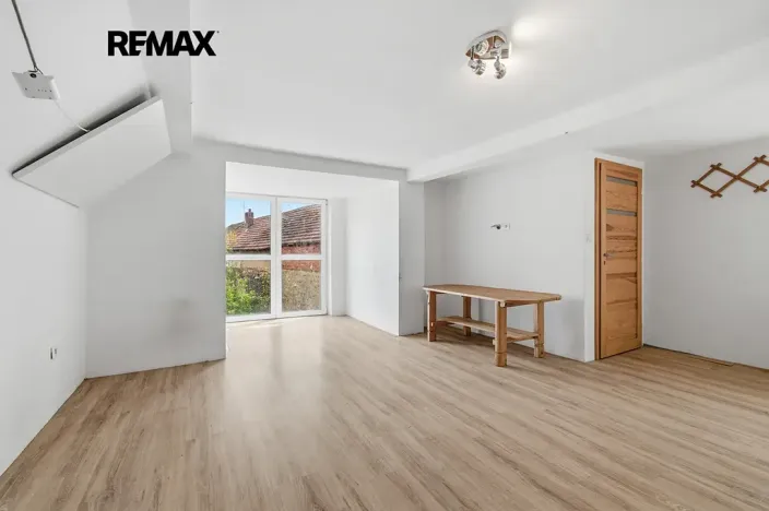 Prodej rodinného domu, Lnáře, 207 m2