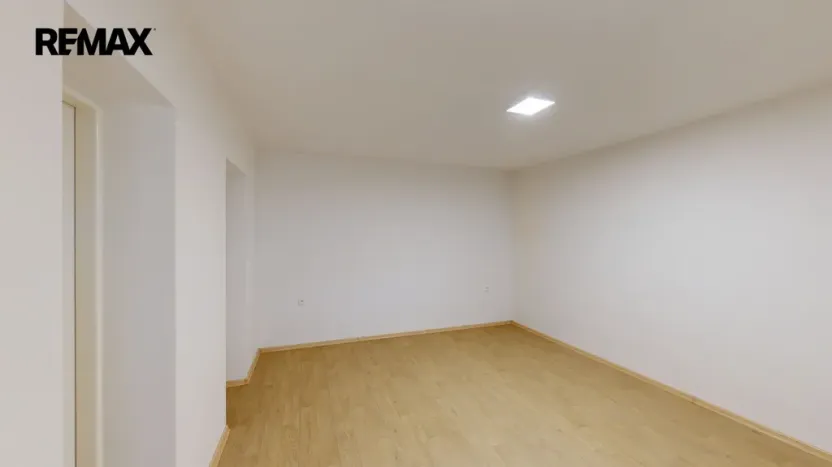 Prodej rodinného domu, Odrovice, 400 m2