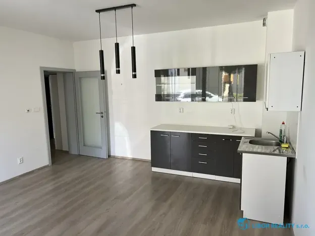 Pronájem bytu 2+kk, Frýdek-Místek, Nové Dvory-Podhůří, 48 m2